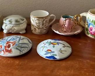 HKF206 Assortment Of Mini Tea Cups 