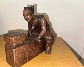 HKF087 - Metal statue REPLICA of “Kung Chun at Work” 