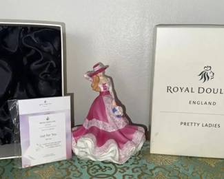 HKF020 Signed Royal Doulton "Just For You" Figurine