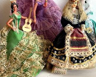 HKF204- Vintage Spanish Flamenco And Traditional Greek Dolls