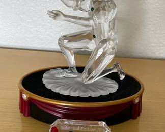 HKF303 - Swarovski Crystal Collectibles - “Harlequin”