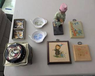 HKF173- Miscellaneous Decor From Around The World 