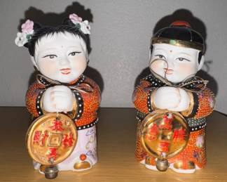 HKF098 - Traditional Chinese porcelain figurines Jintong and Yunu 