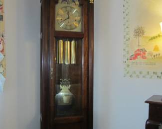 Howard Miller Grandfather Clock ( 1985)