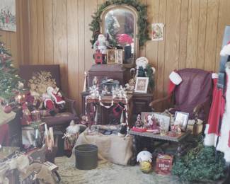 Ornaments, Santa Suit, Santas, plates, victrola