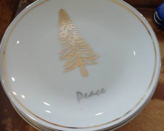 Holiday plates