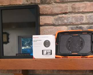 Doorbell - Tablet Cover