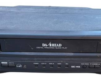 2 VCRs Emerson Magnavox