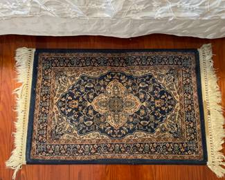 Wool area carpet 3x4ish