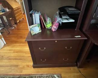 Office verticals file cabinet with upper shelf