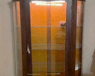 Here is a better view of the lighted display cabinet. If you like 7-Up decorations, take a look above the cabinet.