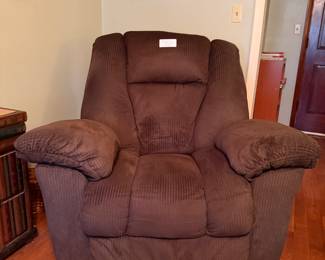 Presale large oversize recliner $300