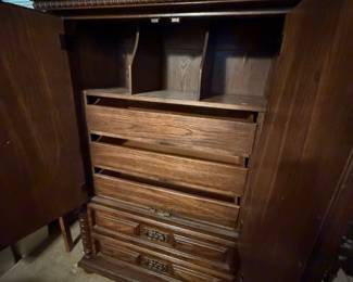 Presale Item Gentleman’s chest $175