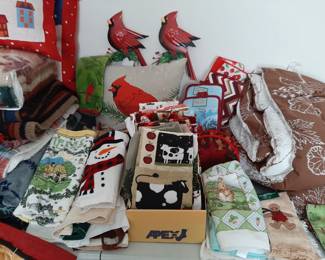 If you're a fan of cardinals, we have towels, pillows, & wall decor