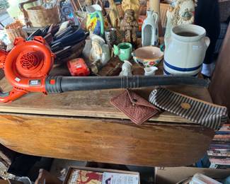 Leaf Blower