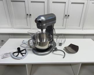 Kitchen Aid mixer w/ attachments