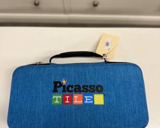 Picasso Tiles builder blocks