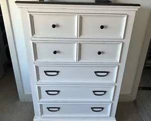 Modern Farmhouse White Dresser – 5 Drawers, Solid Build
