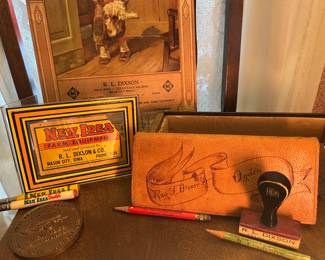 Mason City Iowa R.L. Dixson New Idea Farm Equipment Items