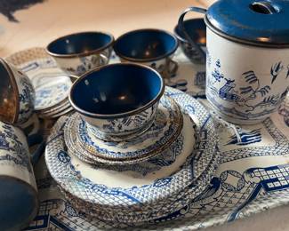 Ohio Art "Blue Willow" Tin Litho Tea Set
