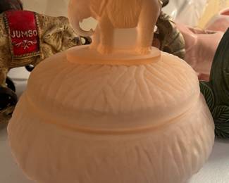 L.E. Smith Pink Satin Glass Frosted Glass Powder Jar