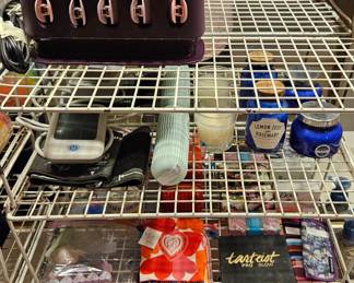 Hair and nail accessories