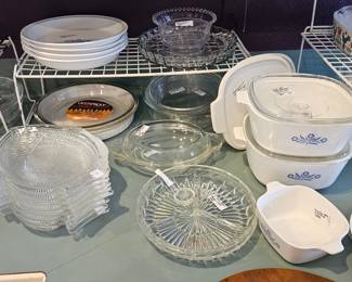 Look at the fish plates!