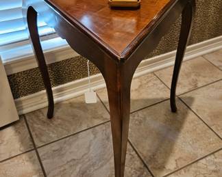 Unique triangle table