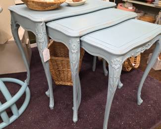 Beautiful solid wood nesting table set, freshly painted