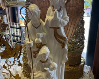white and gold nativity