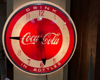 Original 1954 completely resored Coca Cola advertising clock