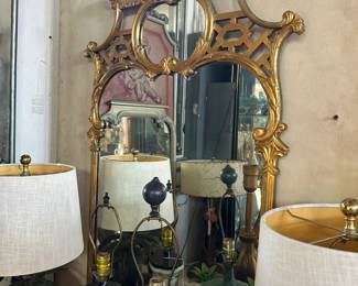 Giltwood Pagoda-form mirror