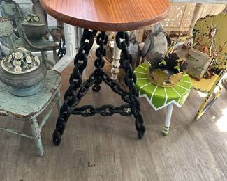 Chain Link Table