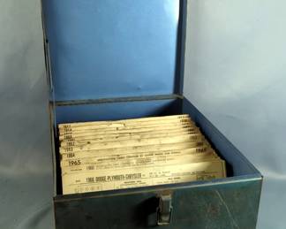 Sun Specification Service Metal Lift-Top Box With Automotive Data Sheets From 1957-1966