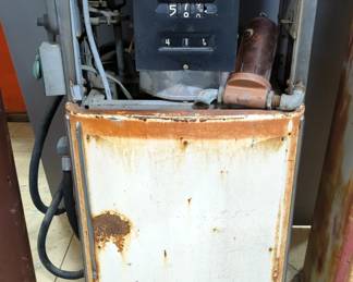 A.O. Smithway Gas Pump with Nozzle