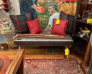 Metallic bench 4 x 2 feet