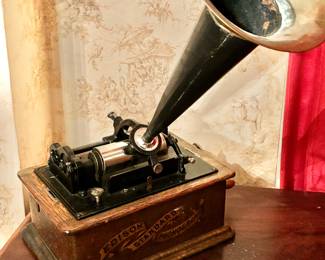 Edison Standard Phonograph