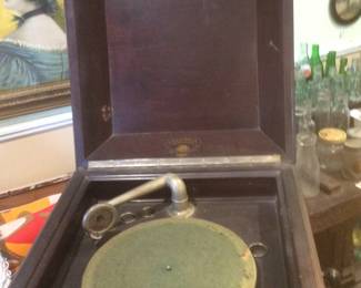 Edison Oak Antique Diamond Disc Phonograph Record Player