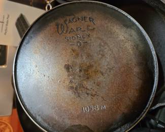 Wagner Ware cast iron skillet