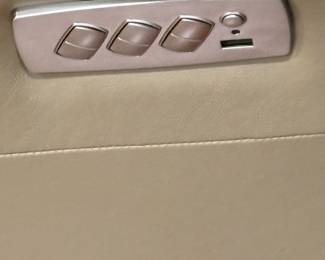 Controls to Stressless Recliner