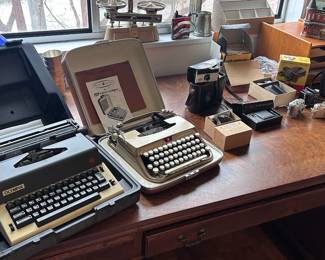 Antique typewriters and cameras