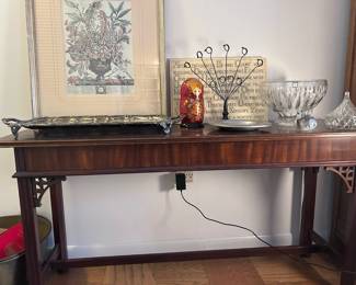 Antique sideboard table with knicknacks