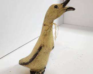 WOOD PRIMITIVE DUCK