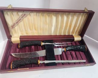 ENGLISH ANTLER CARVING SET