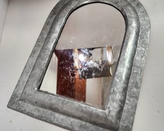 METAL MIRROR