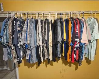 All cleaned XXL men's shirts
$3 each
We also have extra large new and like new Hawaiian shirts for $5 each