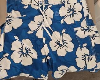 Size 40 new Kirra men's board shorts $10 ( Santa size)