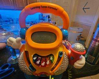 Working children's first karaoke machine preset songs
$20