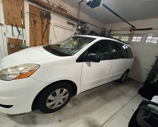 2008 Toyota Sienna, 125k miles