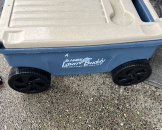 Lawn buddy wagon